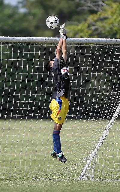 选手发挥受 选手发挥受